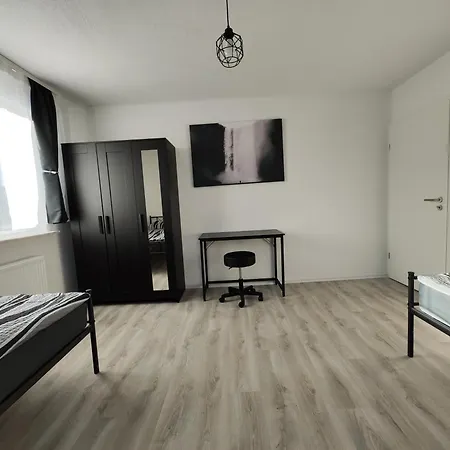 Daire Star Aparts - 24h Self Check-in Sindelfingen