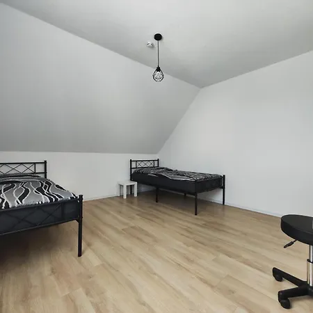 Star Aparts - 24h Self Check-in Daire Sindelfingen